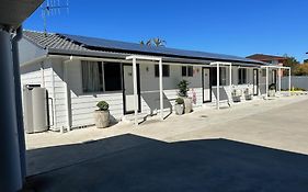 Surf Beach Motel Port